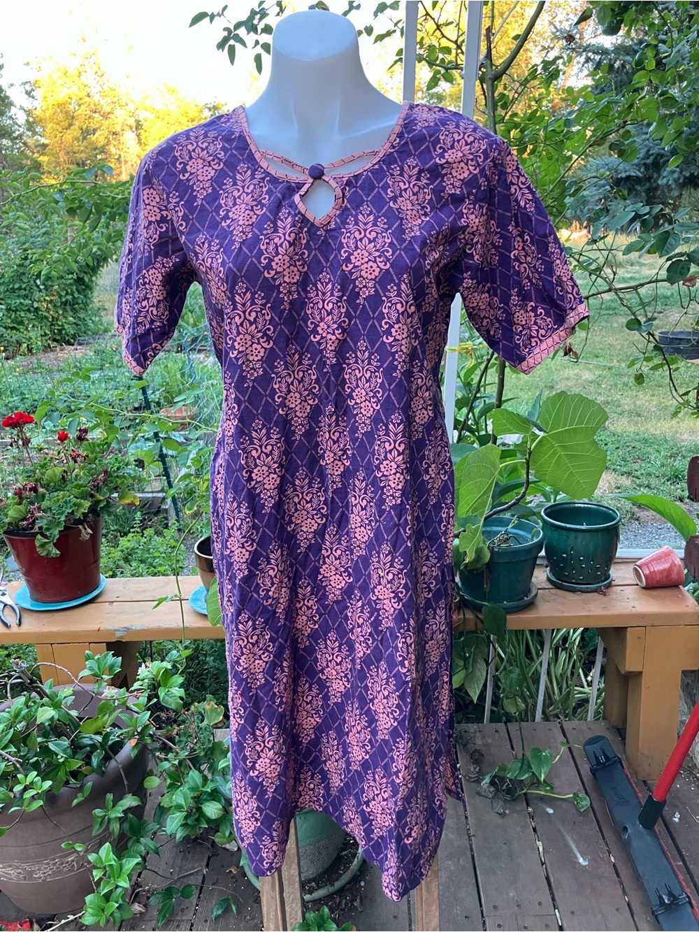 Handmade floral long tunic with deep side, slips, and keyhole neck line S/M